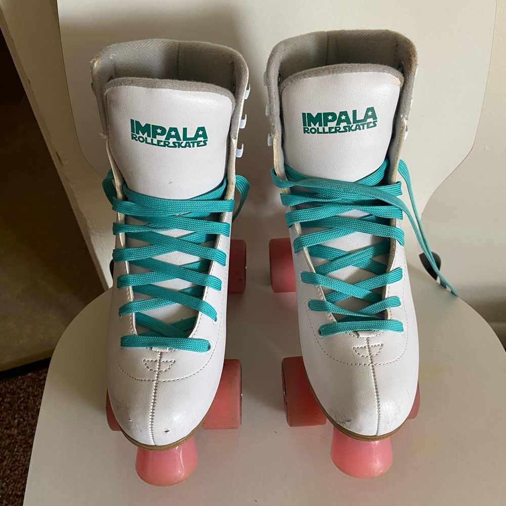 Impala Sidewalk Quad Skates